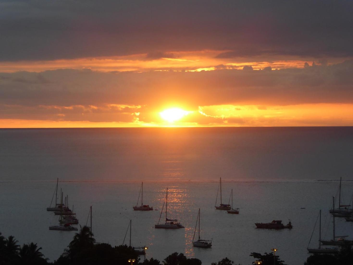 Maeva Sunset View Hotell Punaauia  Exteriör bild